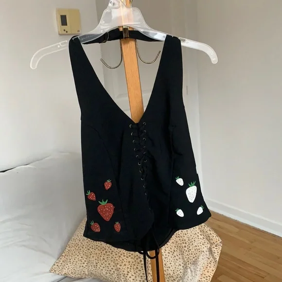 Hand painted top - Picture 1 of 4